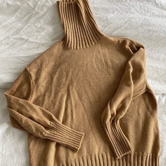 A new day classic camel lightweight turtleneck sweater, XS - Picture 2 of 4